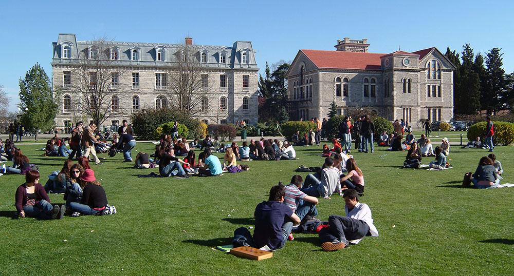 azerbaycan-da-sinavsiz-universite-ucretleri