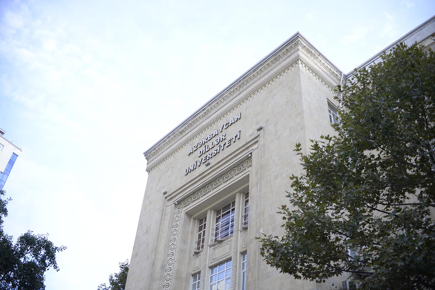 azerbaycan-diller-universitesi-ucretleri