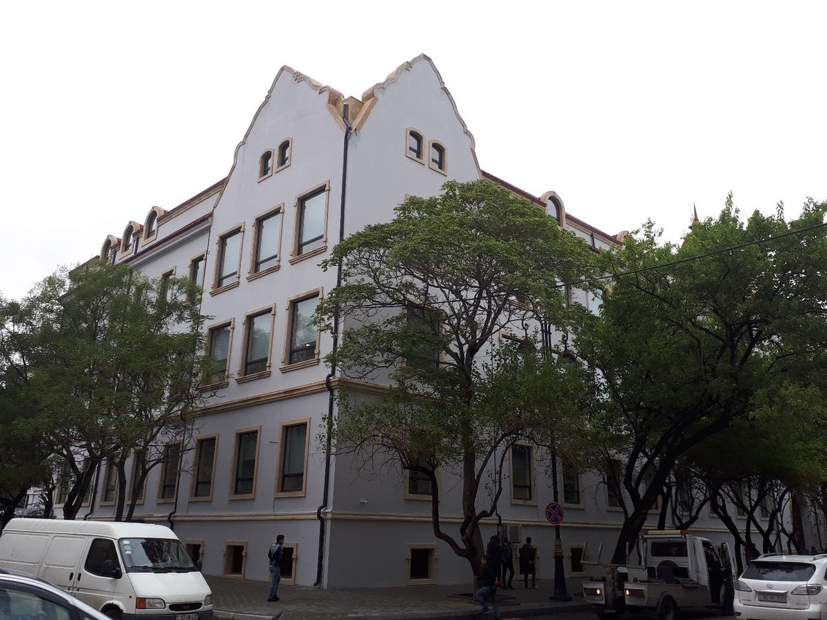 azerbeycan-fransız-universitesi