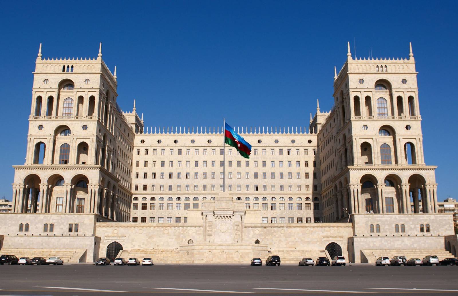 baku-universitesi-puanlari